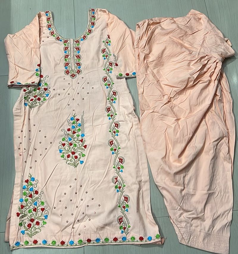 🧡Beautiful New 2 Piece Suit Set 🧡