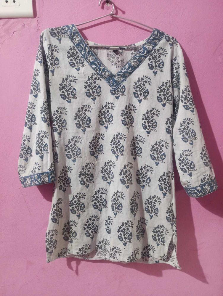 Floral Print Tunic Top