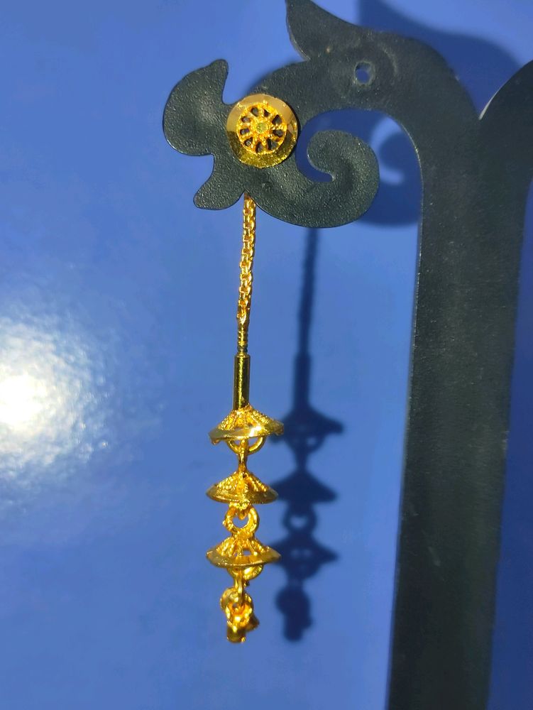 Suidhaga Earing Gold Plated