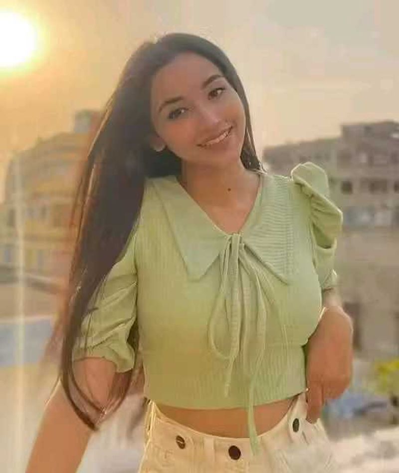 Cute Green Tie-Front Crop Top