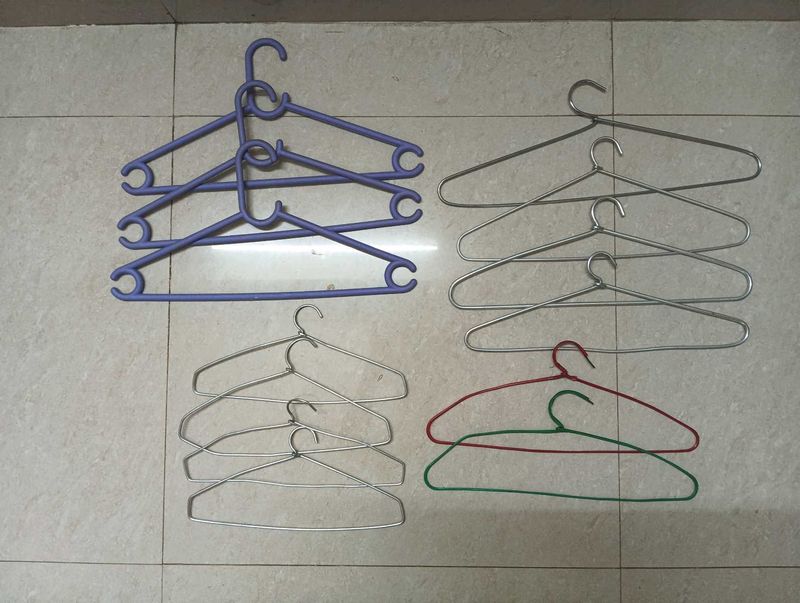 HANGERS (13 IN NUMBER)