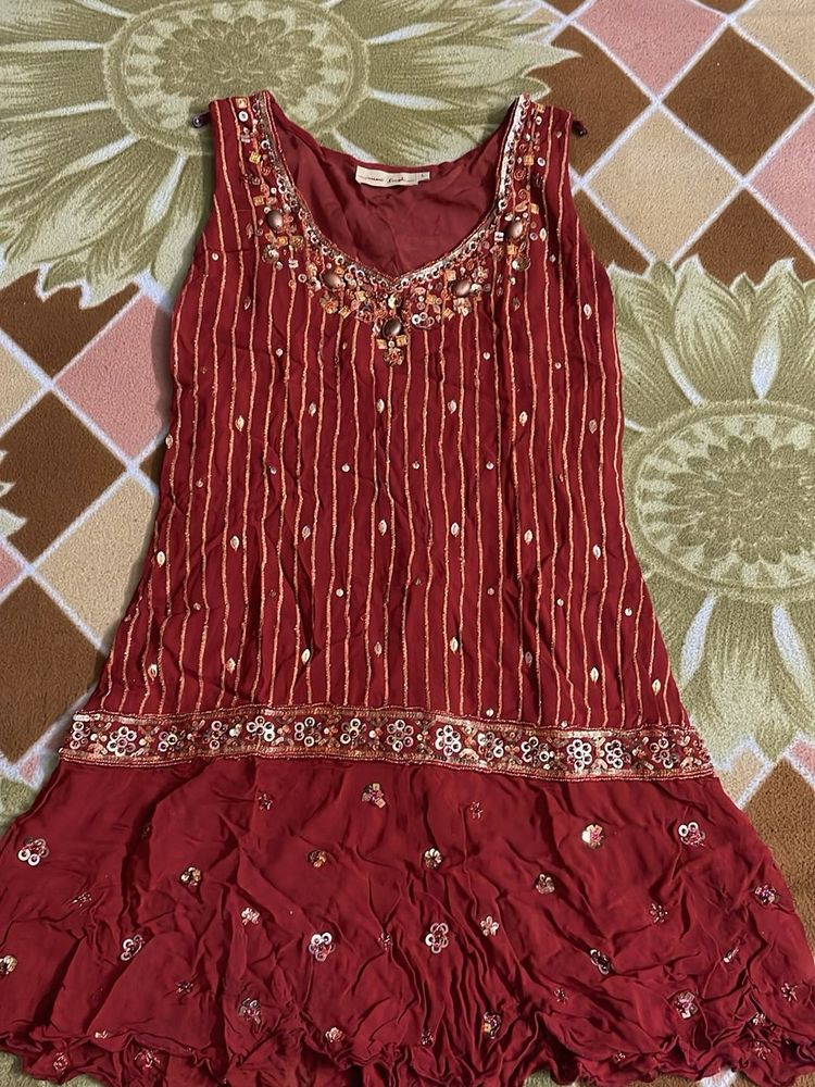 Red Embroidered Kurta
