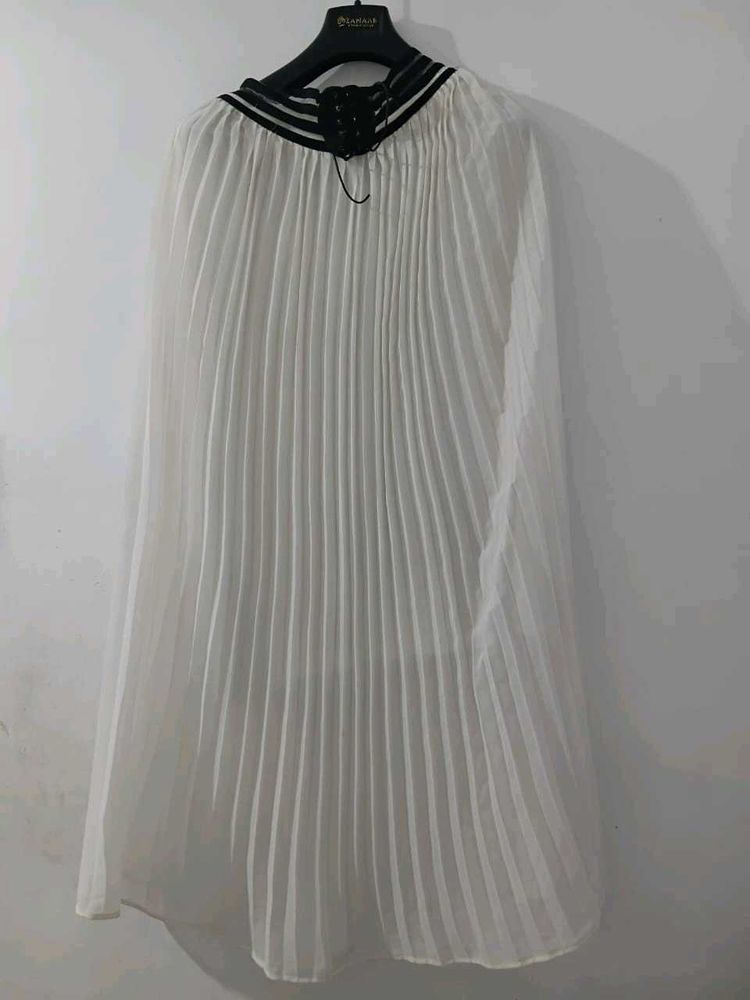 Pleated White Long Skirt