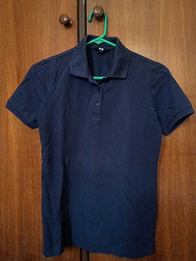 Uniqlo Slim Fit Unisex Polo Collar T Shirt