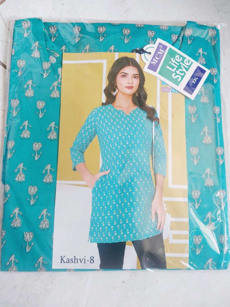 Sort Kurti