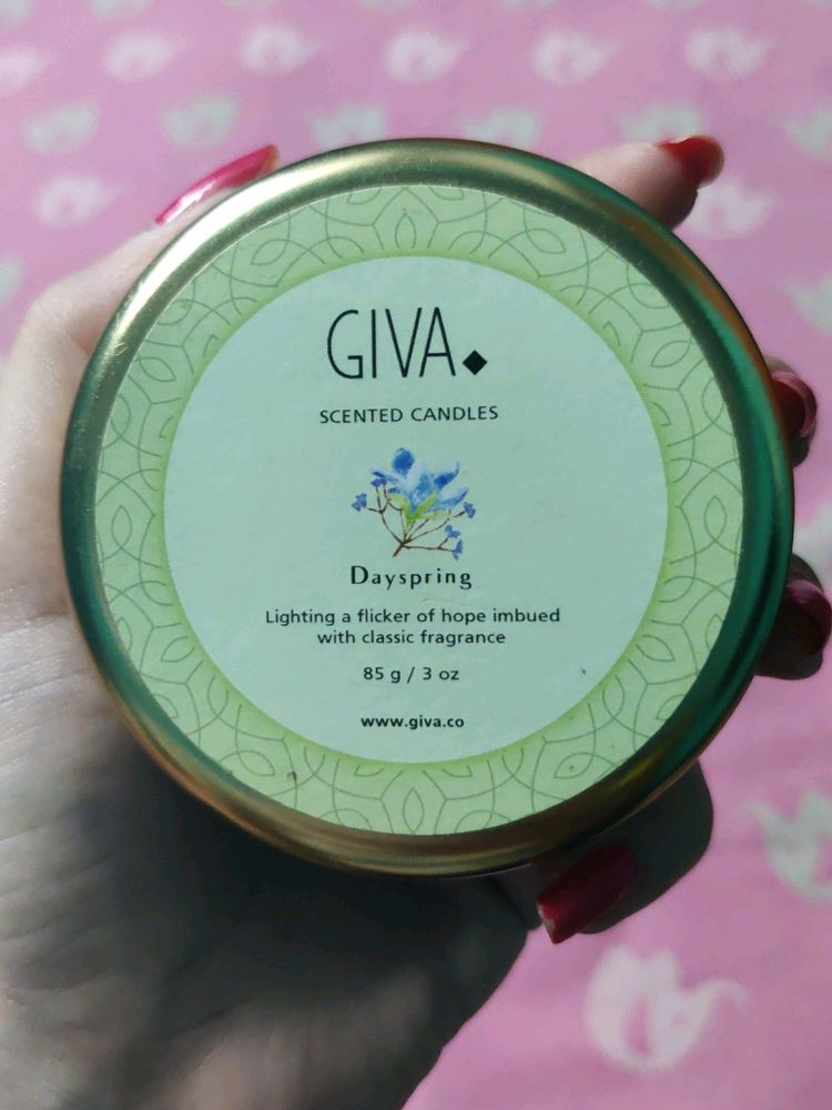 GIVA Scented Candle