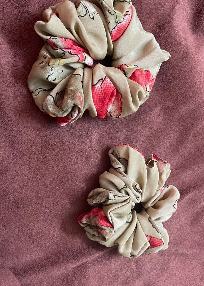 2 Size Scrunchie Set