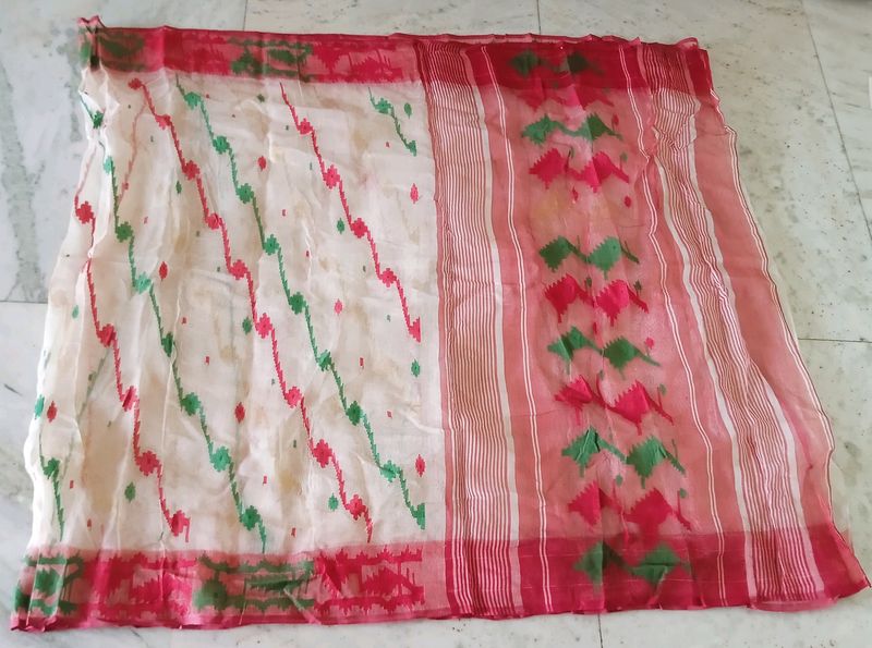 Jamdani Saree