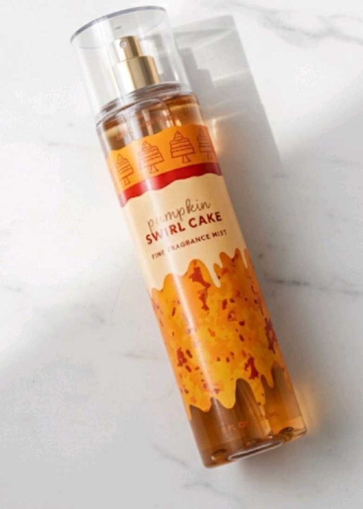 BATH And BODY WORKS Pumpkin Swirl Cake Mist