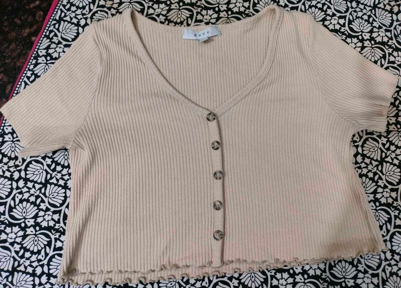 Beige colour crop top❤️🎀