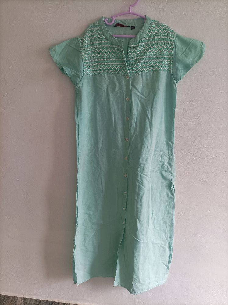 Reliance trends Srishti Brand Kurti..🌿