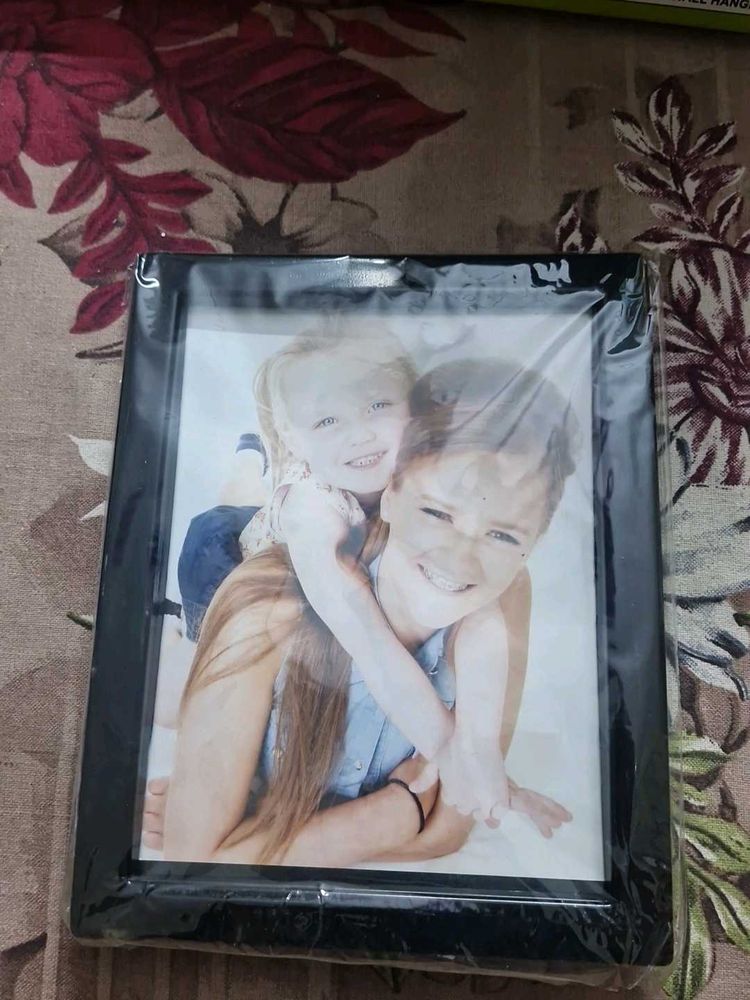 Black Photo Frame