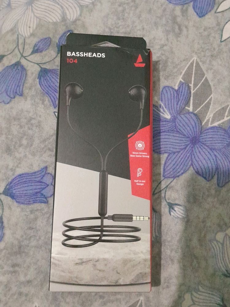Boat Earphone