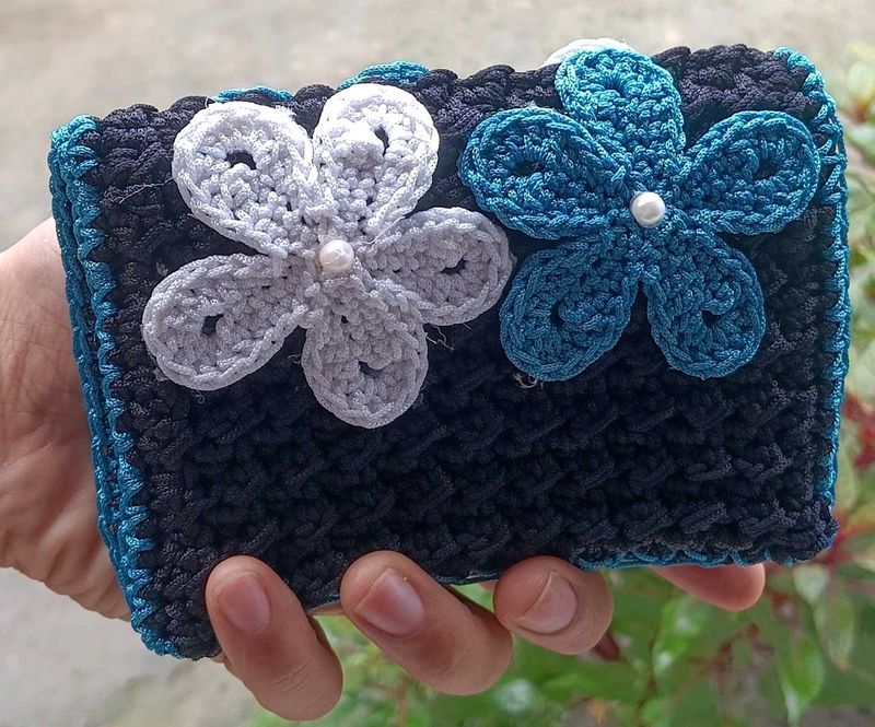 Crochet Flower Wallet