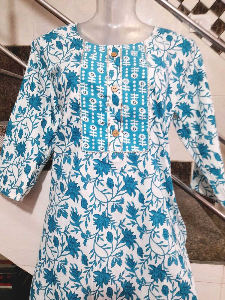 (New)Floral Kurta Co Ord