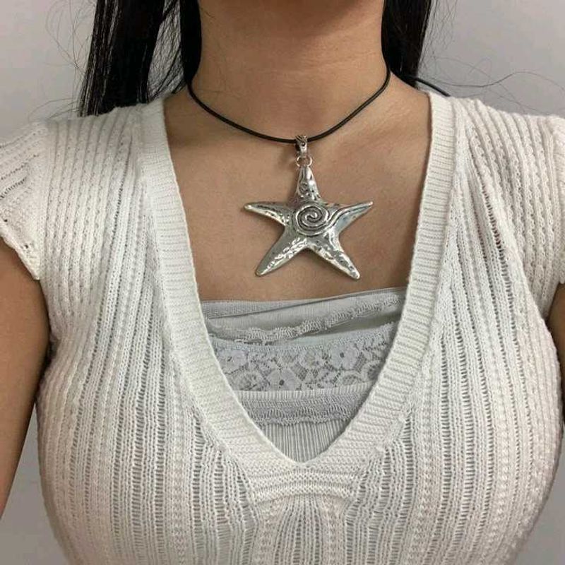 Starfish Pendant Necklace