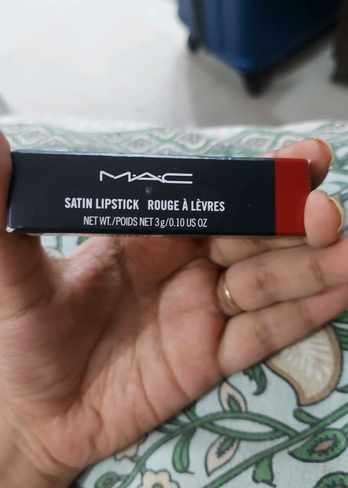 MAC Satin Lipstick in Shade M.A.C RED