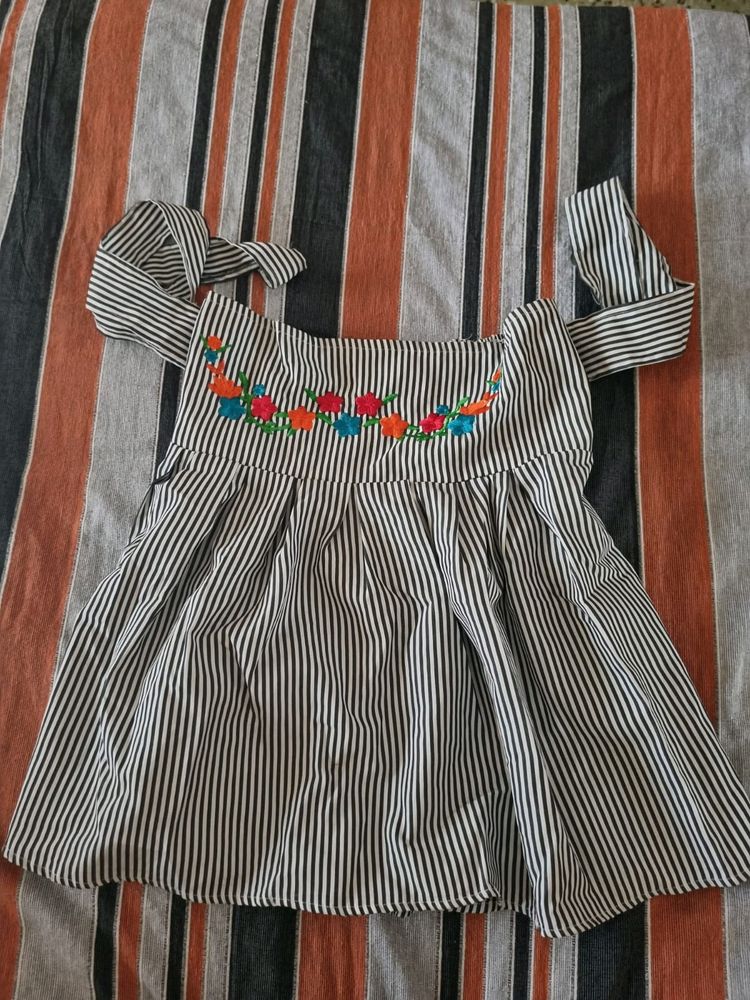 Off Shoulder Crop Top