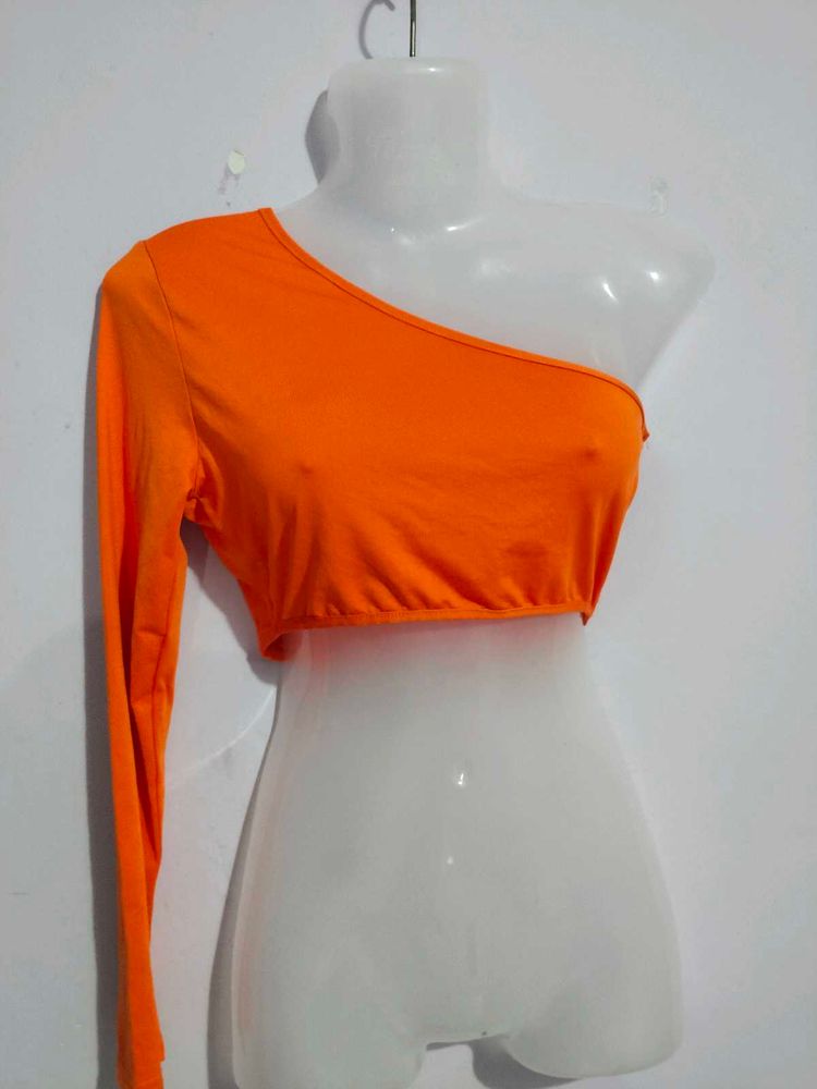 ONE SHOULDER CROP TOP
