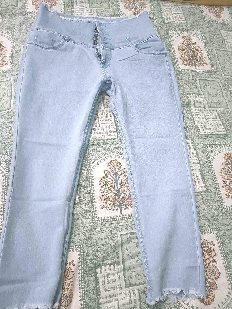 High Waisted Jeans
