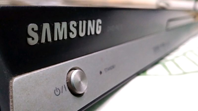 SAMSUNG DVD PLAYER FULLY NEW WORKING CONDITION