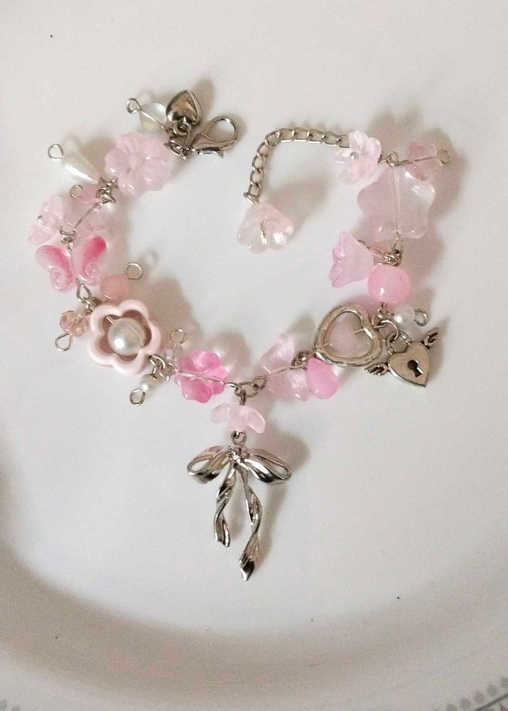 Aesthetic Coquette Pink Handmade Bracelet💗🍀🫶