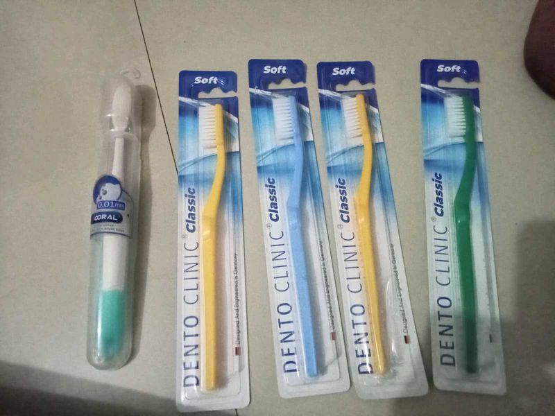 Dento Clinic Toothbrushes