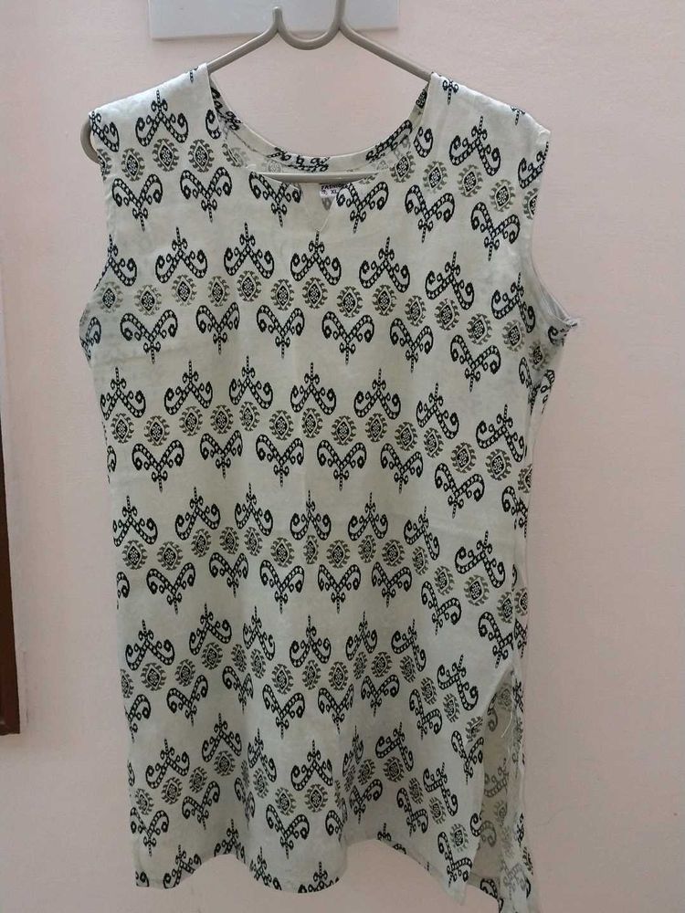 Printed Sleeveless Top