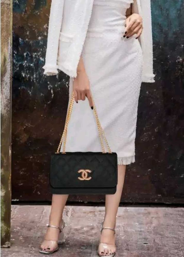 Sale-Chanel Slingbag