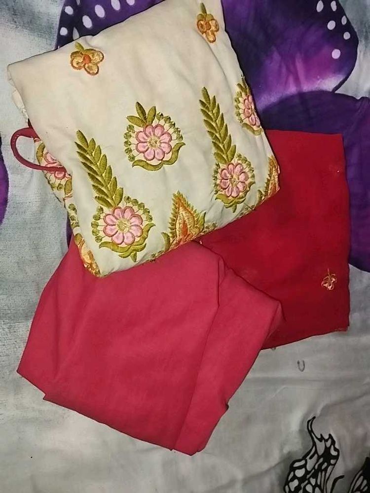 RED KURTHA SETS