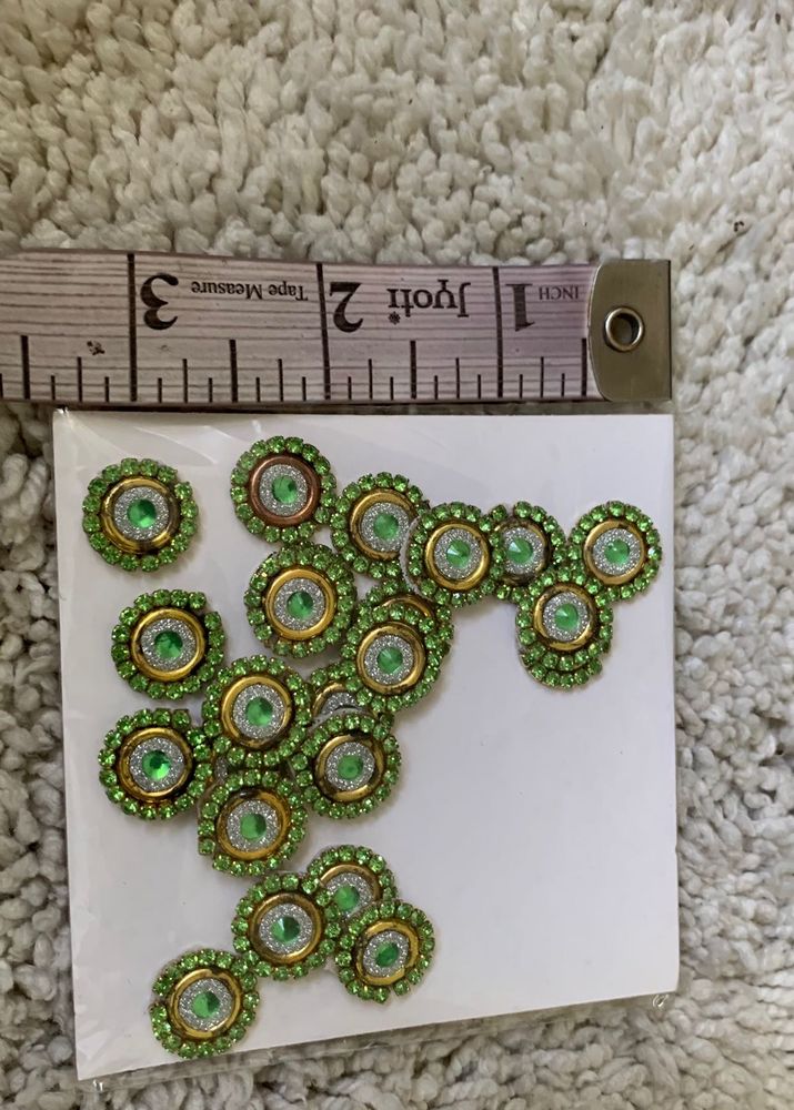 20 Piece Zarkan Small Patch For Rs 50