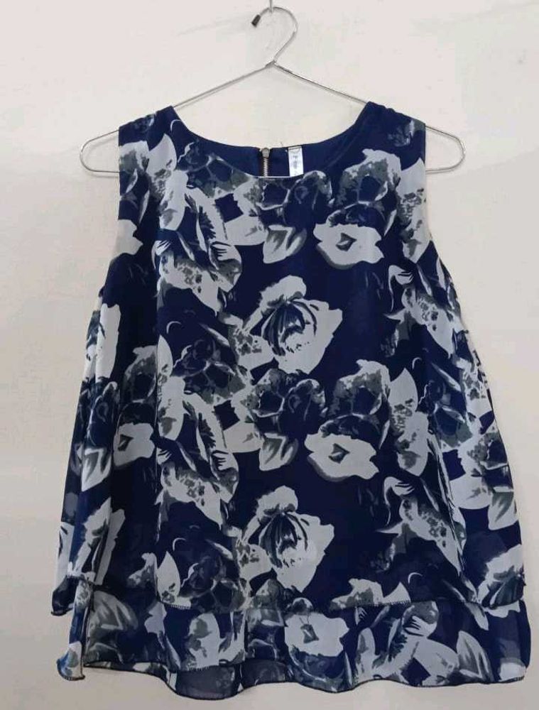 Sleeveless Floral Print Top