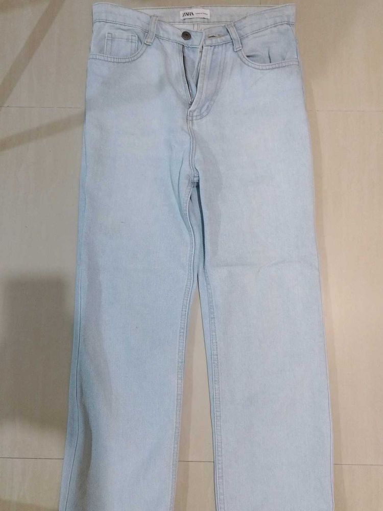 Light Wash Wide Leg Jeans