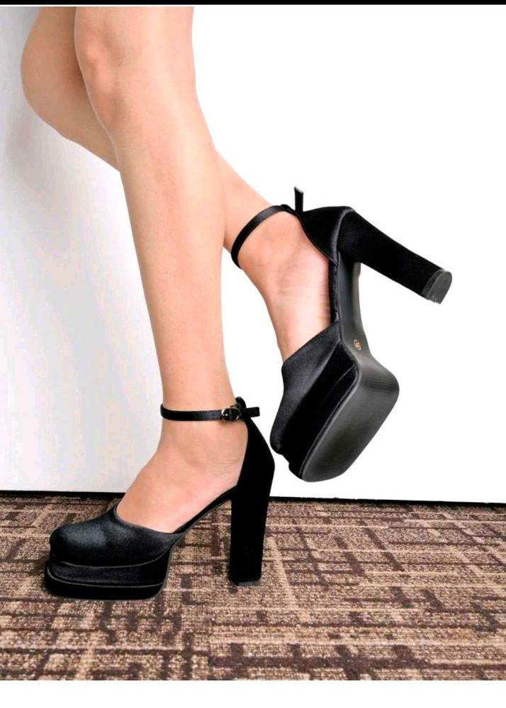 Shoetopia High Heels
