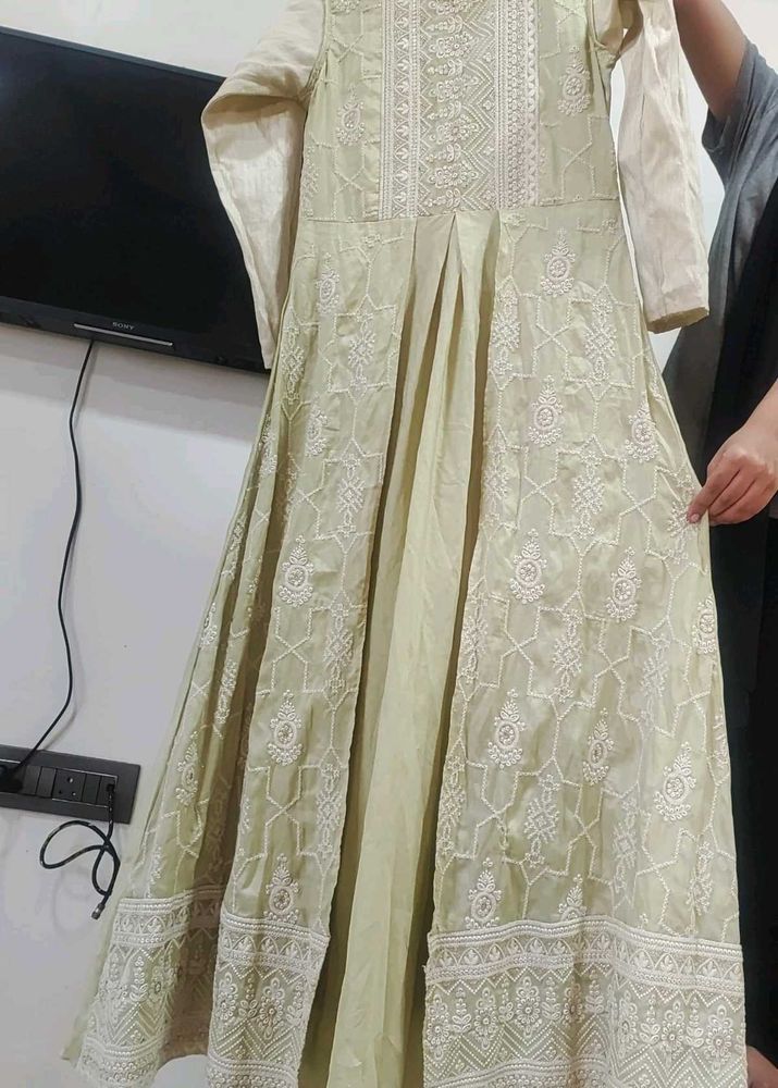 Elegant Embroidered Kurta Set