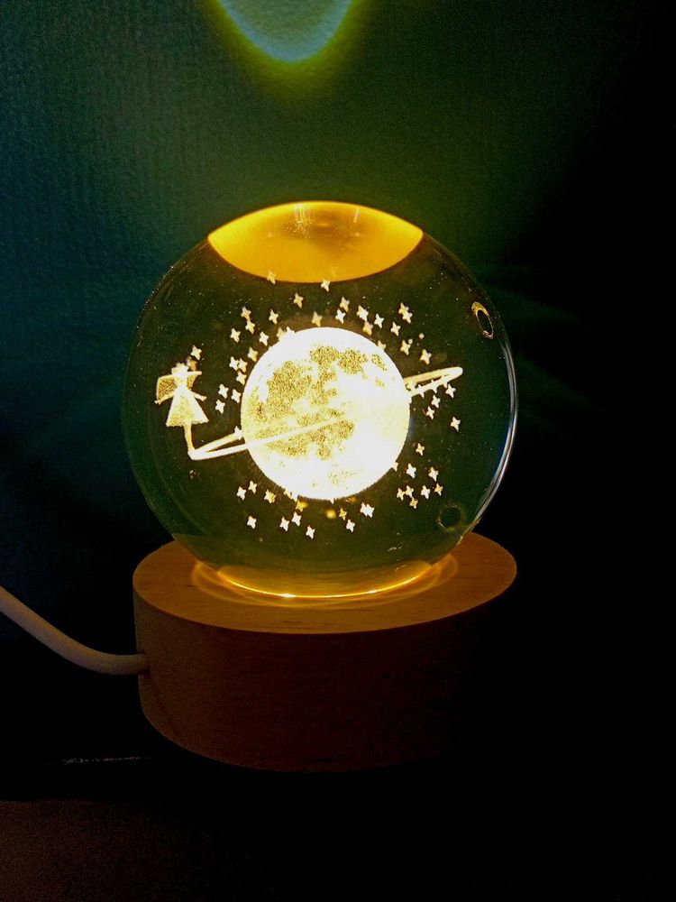 SALE 🆕Crystal Ball Night Light