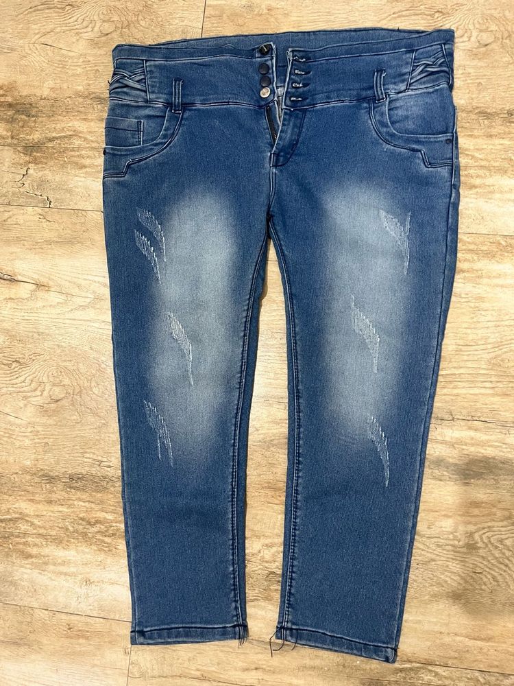 Distressed Skinny High Waist Denim
