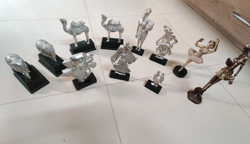 11 Set Showpiece 😍❤️