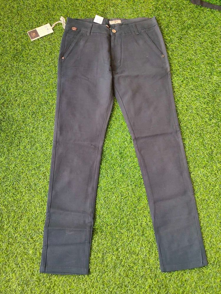 Stylish Men&#39;s Jeans