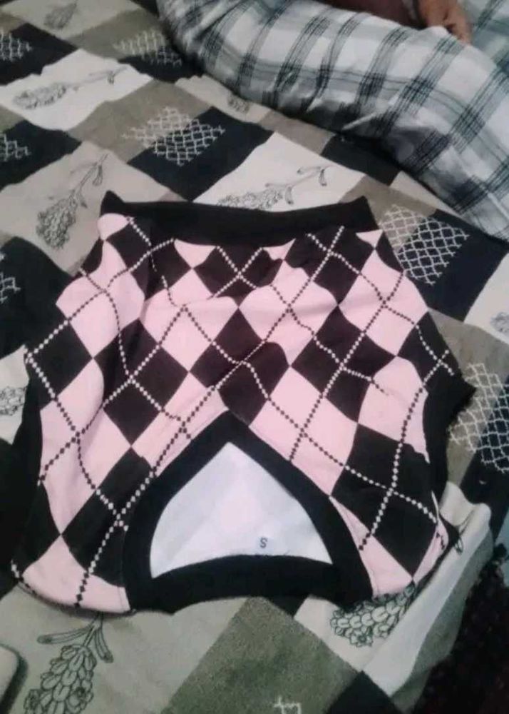 Argyle Print Top