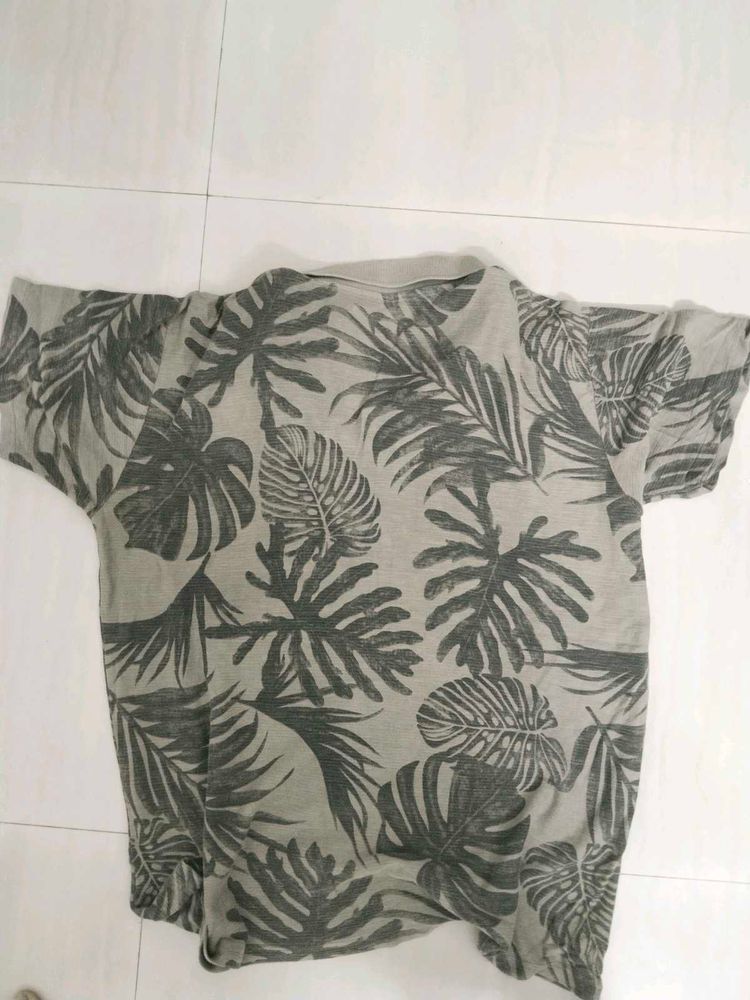 Leaf Print T-Shirt