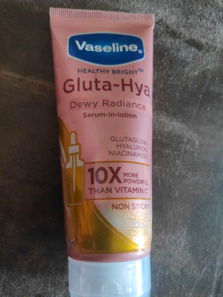 Vaseline Gluta-Hya Serum-in-Lotion