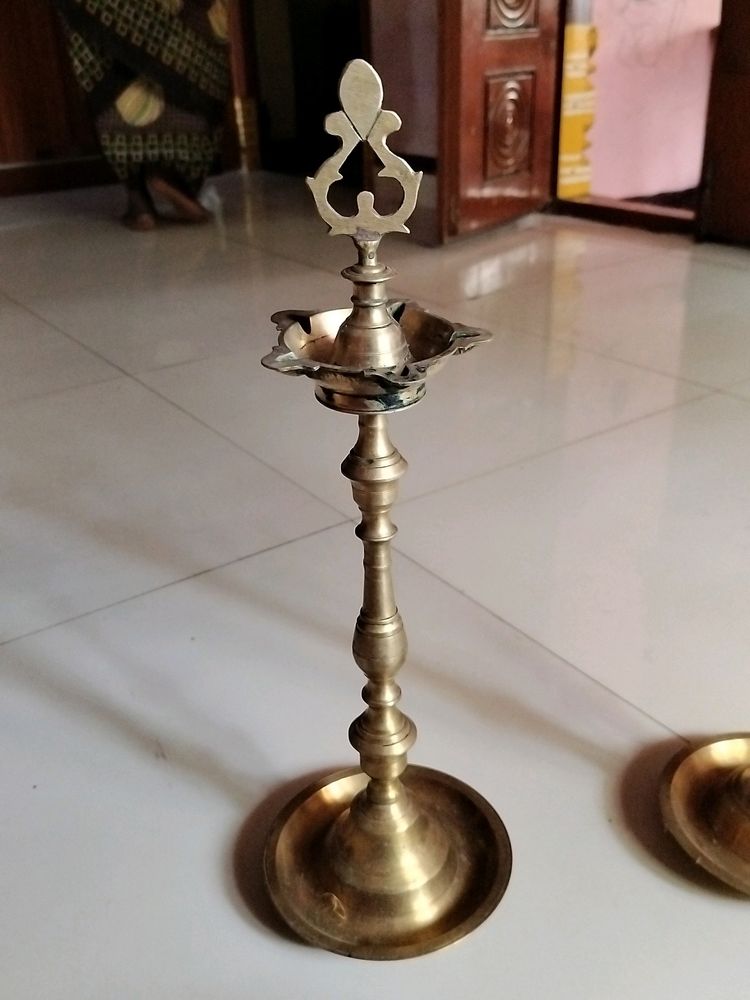 Brass Kuthu Vilakku Set...
