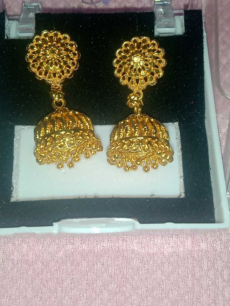 4 Gold Plated Earrings