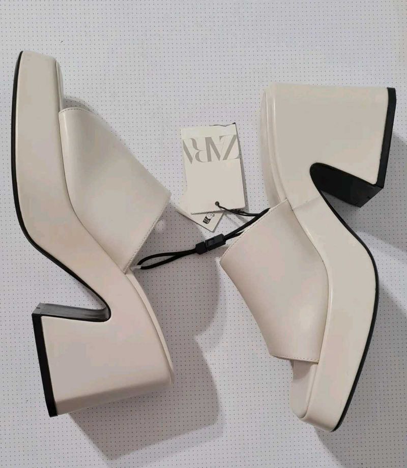 ZARA Airfit White Platform Sandals