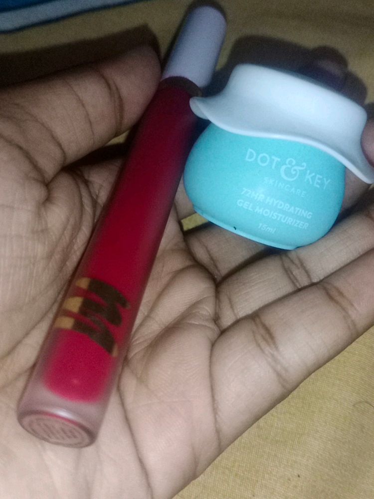 Combo Pack Worth 400rs