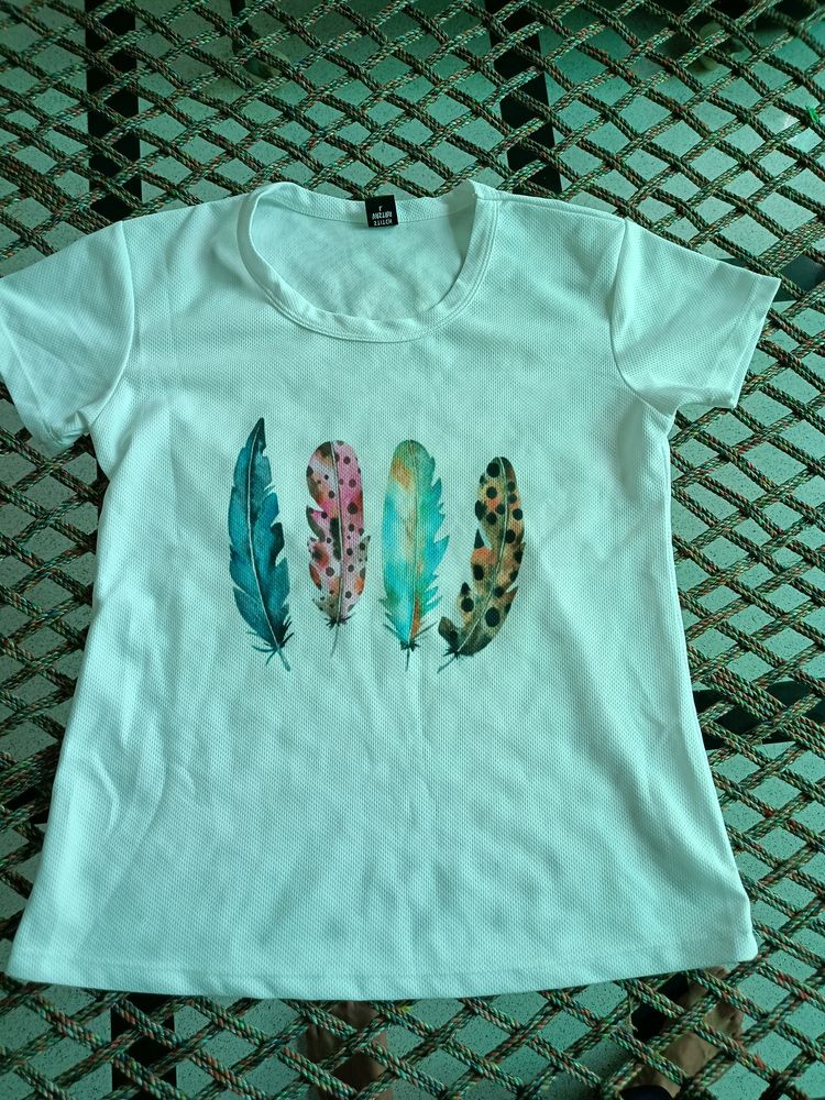 Polyester Half Sleeve Round Neck Printed Women