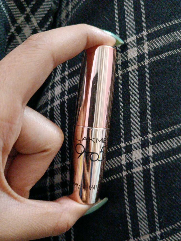 Lakme 9to5 Primer + Matte