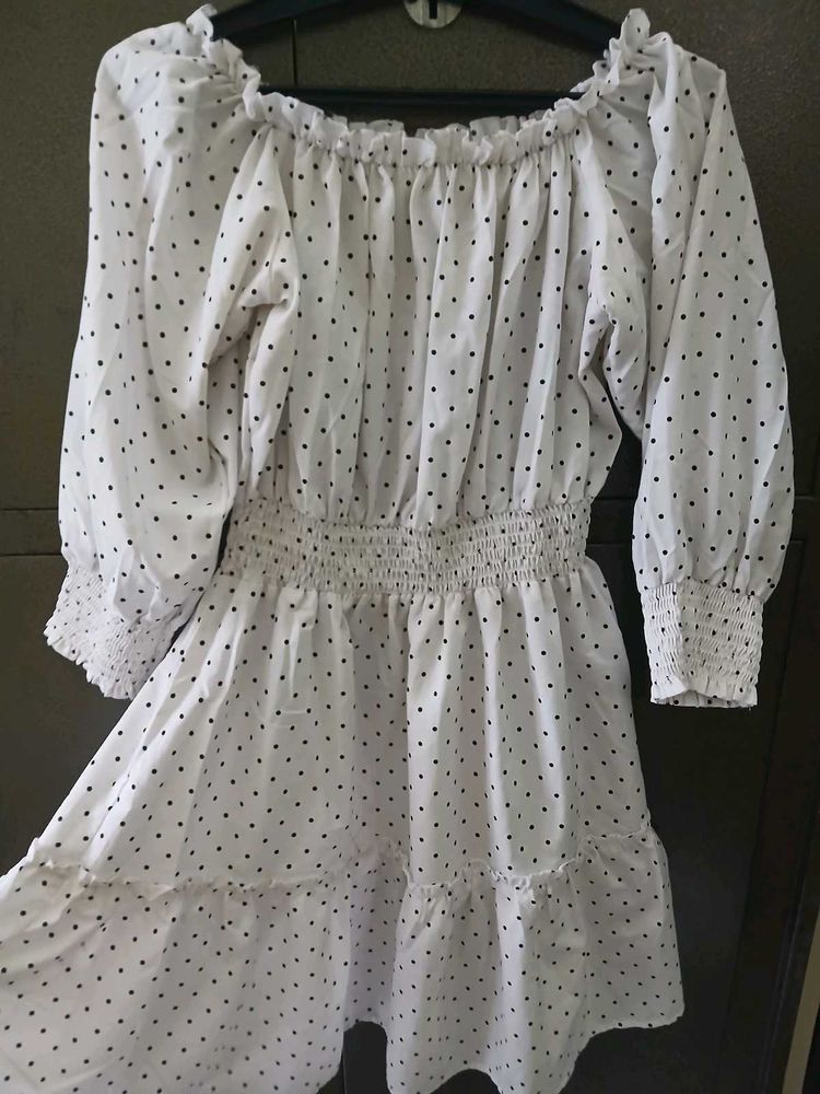 Off Shoulder Dress With Free Gift