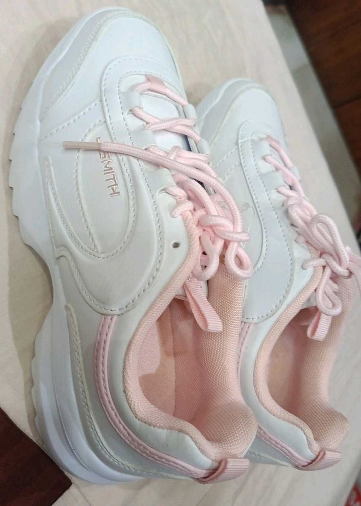 White &amp; Pink Casual Shoes